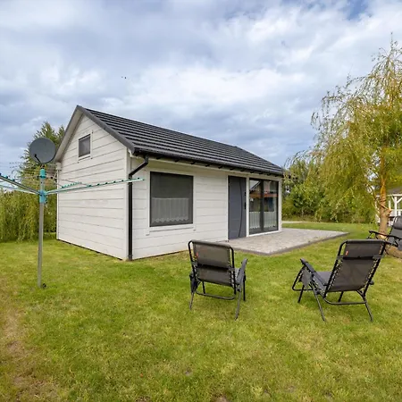 Baltic With Parking By Renters