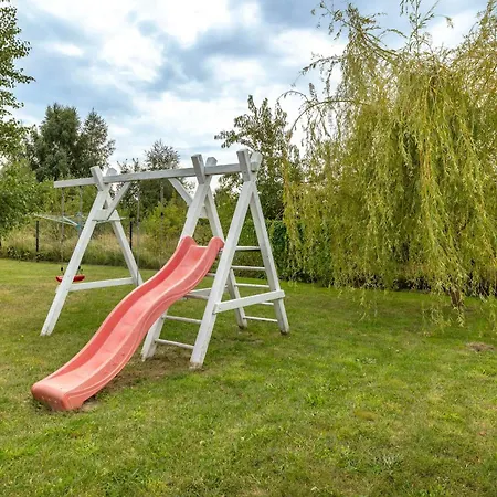 Baltic With Parking By Renters *